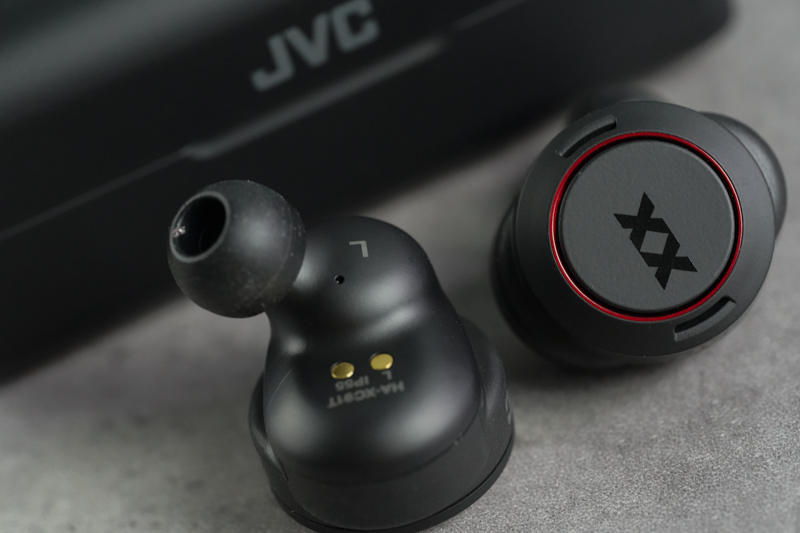 jvc耳机为什么没人推荐(蓝牙耳机一个声音大一个小怎么弄)插图10