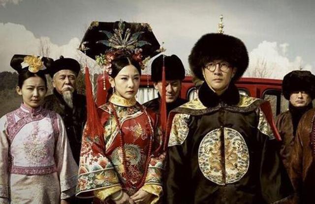 爱新觉罗的子孙现在姓什么(爱新觉罗现在都姓什么)