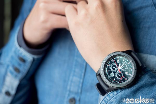 三星gears3先锋版和普通版区别(三星gear s3先锋款售价)插图1