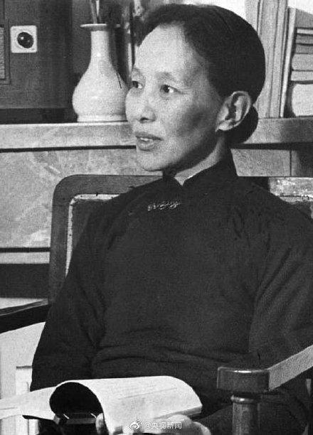 冰心原名叫什么名字(冰心原名叫什么名字王者荣耀)插图1