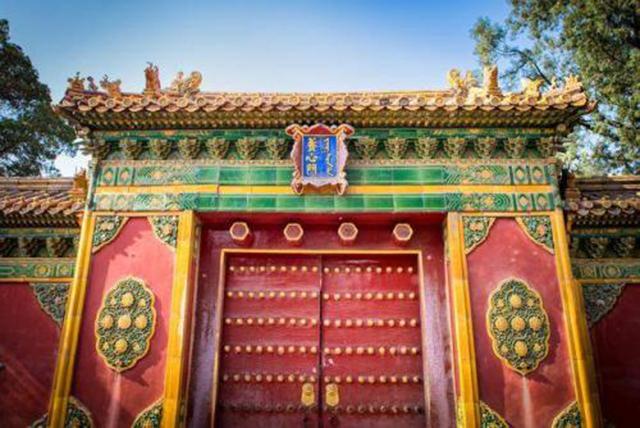 爱新觉罗的子孙现在姓什么(爱新觉罗现在都姓什么)插图
