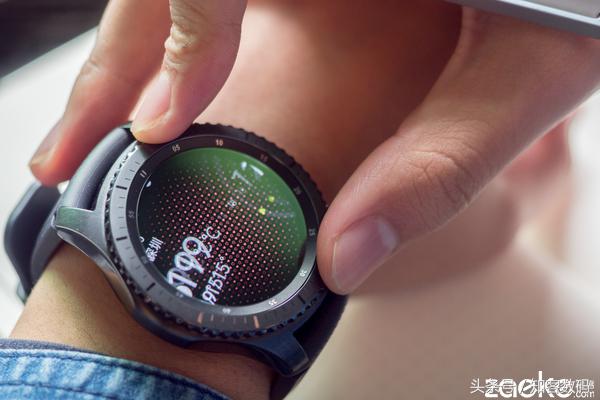 三星gears3先锋版和普通版区别(三星gear s3先锋款售价)插图3