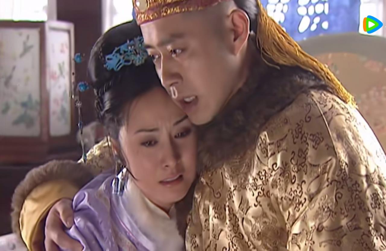 孝庄为什么扒了董鄂妃的衣服(孝庄为什么要挑走鄂妃的衣服)插图