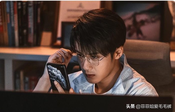 檀健次感情史及原名(檀健次原名带拼音)
