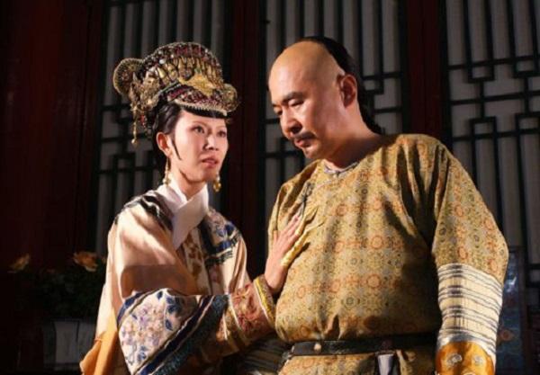 爱新觉罗后人明星有哪些(爱新觉罗后裔有哪些明星)