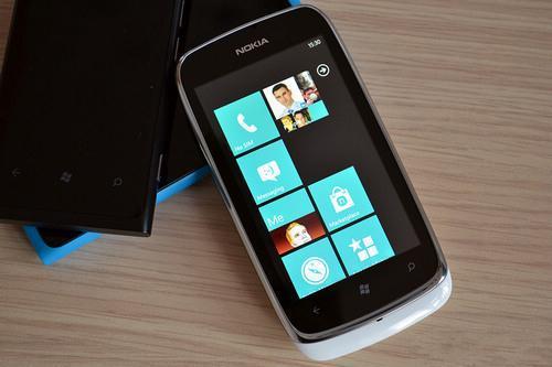 lumia手机机型发布时间(lumia最高端的型号)