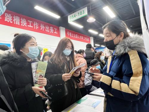 哪个行业目前最稳定且最赚钱(未来5年收入最高的5大铁饭碗职业)插图3