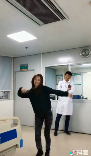 抖音十大短视频作品排行榜(抖音10个最火的短视频)