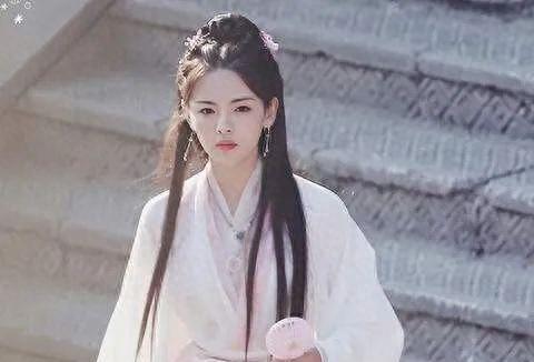 十大网红女神的排行榜(网红女神莫雪照片)插图19