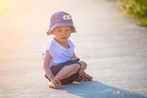 小男孩十大排行榜(10岁高颜值小男孩排行榜)插图1