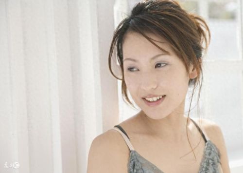 日本城市十大美女排行榜(日本美女)插图3 日本城市十大美女排行榜(日本美女)插图3