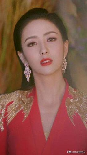十大新疆女明星排行榜图(新疆四大女明星排名)插图4
