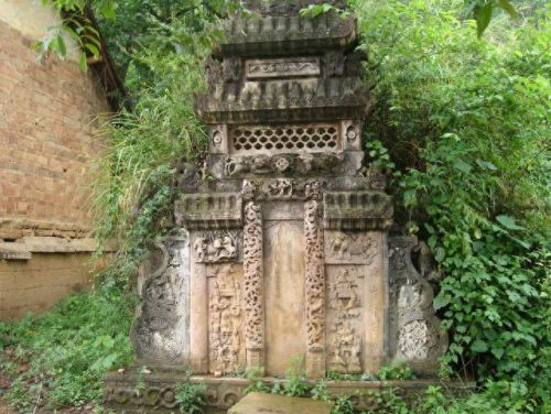 毕节市十大古墓排行榜名单(毕节十大风水名墓)插图1