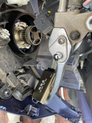 十大最亮摩托车灯排行榜(摩托车炫酷灯)插图2