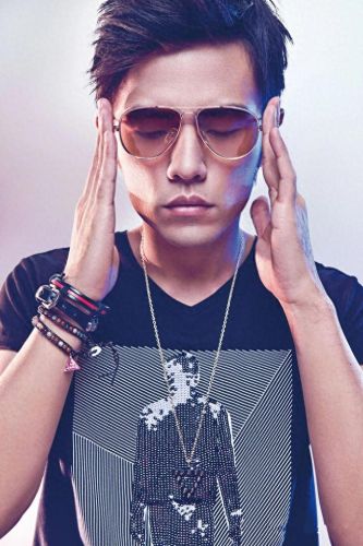 抖音十大爆火艺人排行榜(2022抖音十大金曲)插图5 抖音十大爆火艺人排行榜(2022抖音十大金曲)插图5