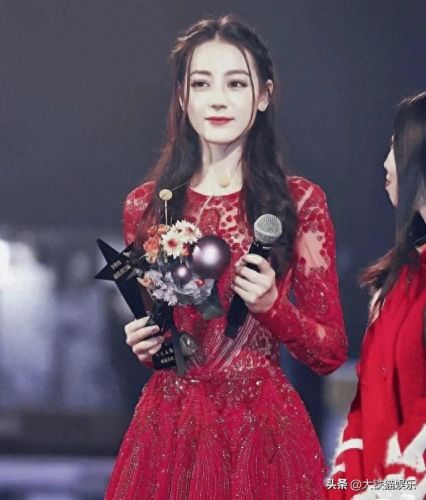 十大新疆女明星排行榜图(新疆四大女明星排名)插图11