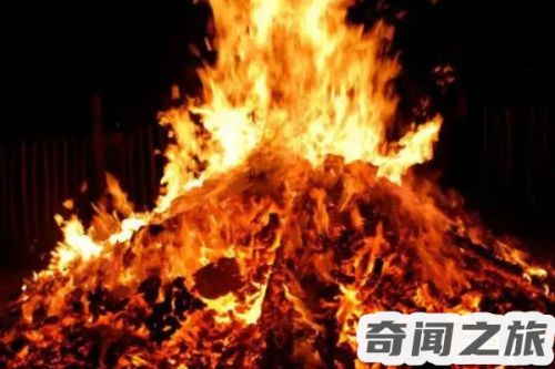 杰字下面的四点是水还是火(三火一木念啥)插图2