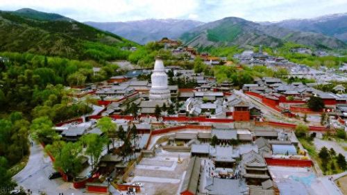 年游客最多十大名山排行榜(十大名岳是哪十座山)插图1
