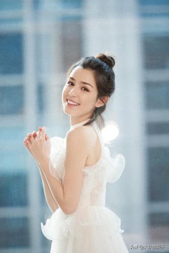 十大新疆女明星排行榜图(新疆四大女明星排名)插图36