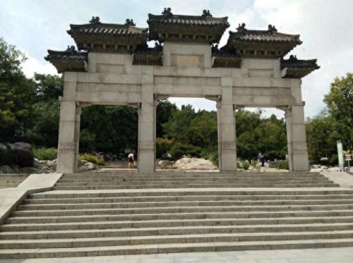 徐州十大设计师排行榜图片(浙江十大服装设计师)插图 徐州十大设计师排行榜图片(浙江十大服装设计师)插图