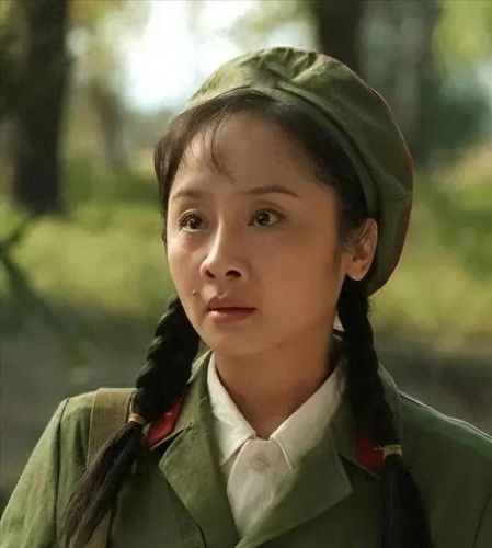 空政十大美女排行榜(空政李逢春)插图8