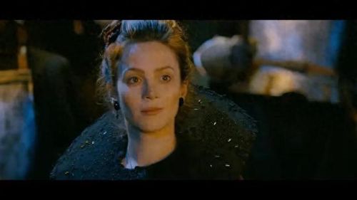 十大女吸血鬼电影排行榜(电影吸血鬼猎人完整版)