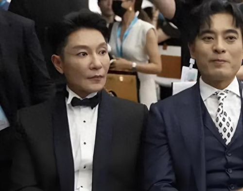 十大成熟男明星排行榜图片(前十位男明星的图片)插图56