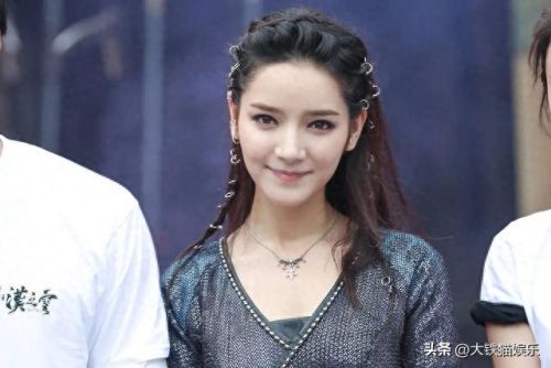 十大新疆女明星排行榜图(新疆四大女明星排名)插图24