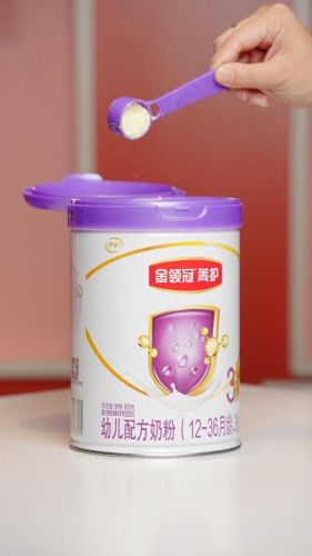 中国十大婴幼儿奶粉排行榜(国产十大放心奶粉排名君乐宝)插图 中国十大婴幼儿奶粉排行榜(国产十大放心奶粉排名君乐宝)插图