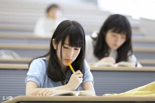 日本城市十大美女排行榜(日本美女)插图5 日本城市十大美女排行榜(日本美女)插图5