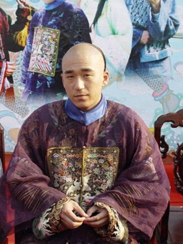 十大最坑爹的明星排行榜(最能喝酒的十大明星)插图45