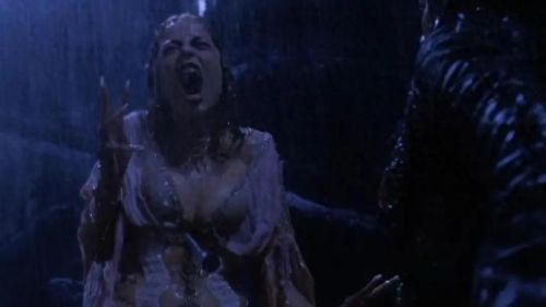 十大女吸血鬼电影排行榜(电影吸血鬼猎人完整版)插图4 十大女吸血鬼电影排行榜(电影吸血鬼猎人完整版)插图4