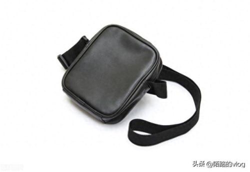 最火品牌十大男包排行榜(男包品牌排名大全)插图1