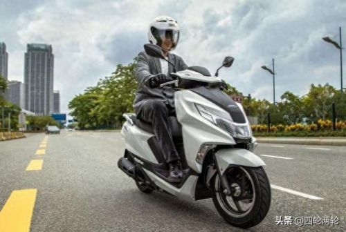 十大女士踏板摩托车排行榜(口碑最好的踏板摩托车)插图1