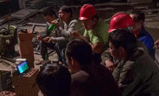 天台足球球员排名前十(足球球员排名哪里看)