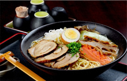 蜡笔小新之十大美食排行榜(蜡笔小新和小伙伴一起吃美食)插图4