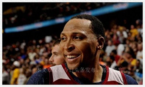 nba篮板十大排行榜图片(最强nba谁的篮板最好)插图1