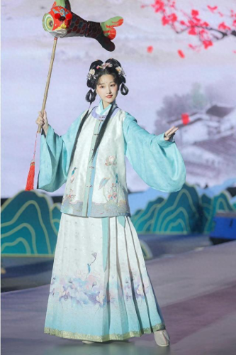 马面裙十大排行榜(人民日报评马面裙)插图3 马面裙十大排行榜(人民日报评马面裙)插图3