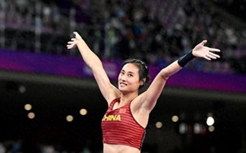 体育舞蹈女生排名前十(全网最火的科目舞蹈女)插图11 体育舞蹈女生排名前十(全网最火的科目舞蹈女)插图11