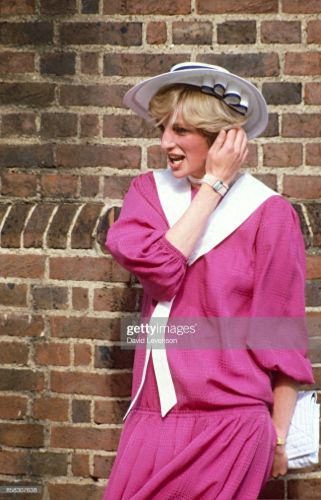 宝石手链系列排名前十(名牌手链十大排名)插图21 宝石手链系列排名前十(名牌手链十大排名)插图21