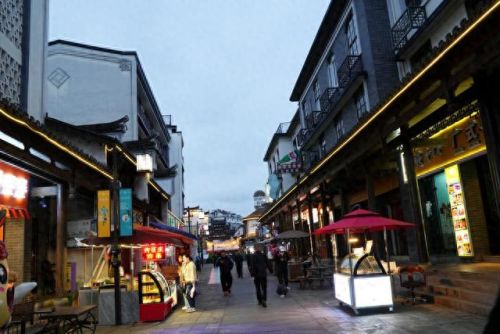 古镇小店美食排名前十(古镇十大美食排名)插图13 古镇小店美食排名前十(古镇十大美食排名)插图13