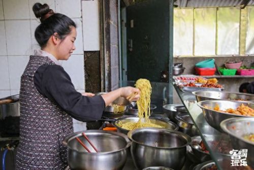 岳阳铁板小吃排名前十(岳阳小吃什么最出名)插图33 岳阳铁板小吃排名前十(岳阳小吃什么最出名)插图33