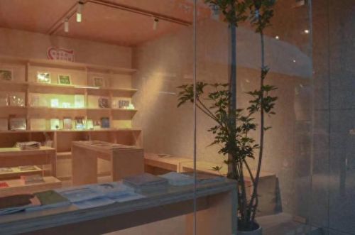 普宁蹦迪酒吧排名前十(深水炸弹dj酒吧蹦迪)插图7