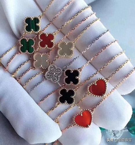 中国陶瓷手链十大名牌排行榜(陶瓷手链是什么品牌的)插图23