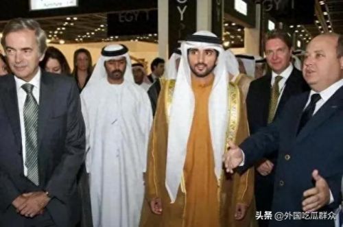 日本皇室财产排名前十(日本皇室全家福1993年)插图2 日本皇室财产排名前十(日本皇室全家福1993年)插图2