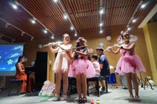 十大难听钢琴曲排行榜(欧洲十大古典钢琴曲)插图2