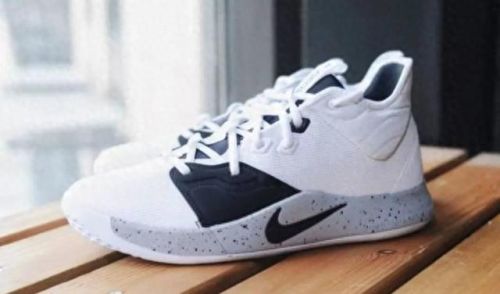 十大篮球鞋品牌排行榜(十大最耐用篮球品牌)插图3