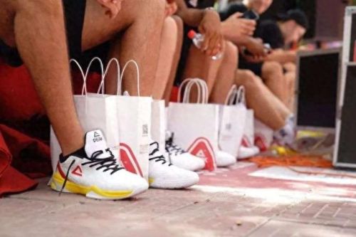 福建十大旅游鞋厂家排行榜(福建莆田旅游鞋)插图 福建十大旅游鞋厂家排行榜(福建莆田旅游鞋)插图