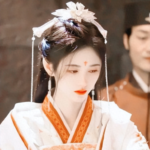 很火的十大男明星排行榜(中国最火的十大男明星)