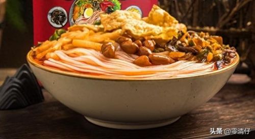 螺蛳粉十大排行榜做法(柳州螺蛳鸭脚煲做法)插图 螺蛳粉十大排行榜做法(柳州螺蛳鸭脚煲做法)插图